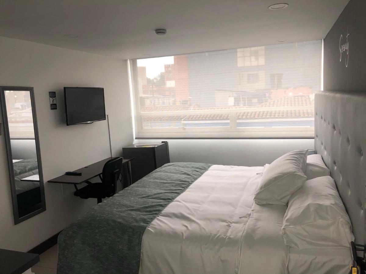 Hotel Serenity Corferias 波哥大 外观 照片